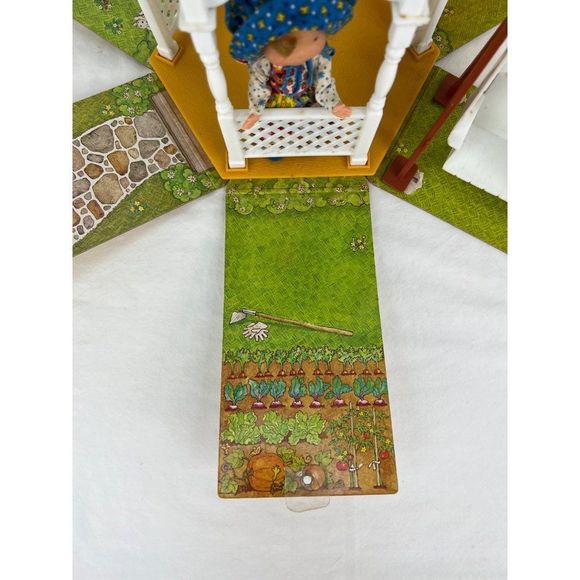 Vintage Holly Hobbie Fold Up Gazebo in Original Box Doll Only Hammock Swing - Picture 3 of 12
